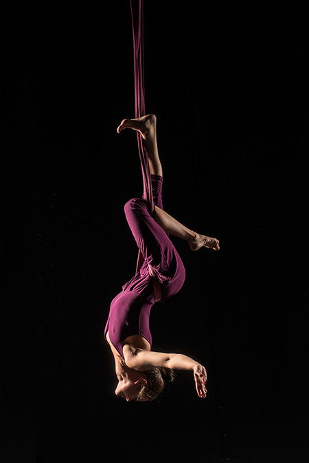 Photo of Acrobat