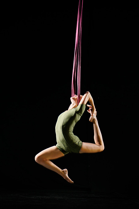 Photo of Acrobat