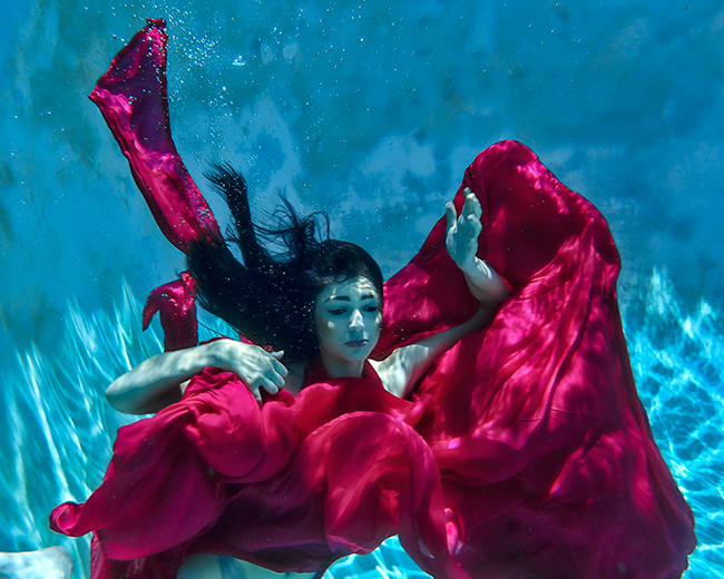 Best photo of underwater dancers