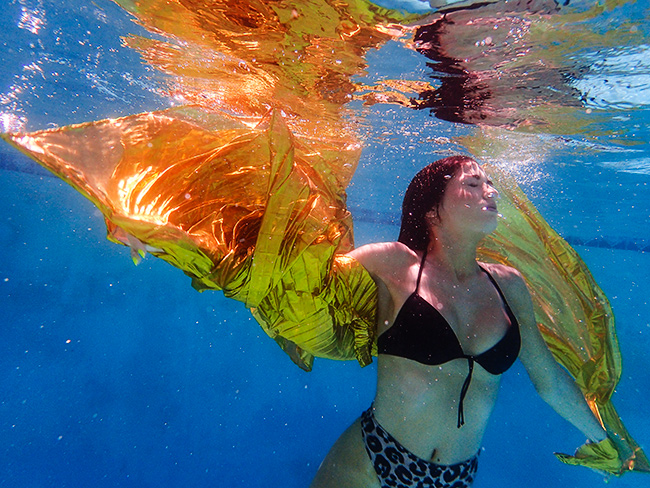 Best photo of underwater dancers