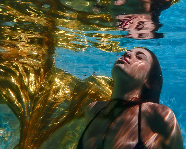 Best photo of underwater dancers